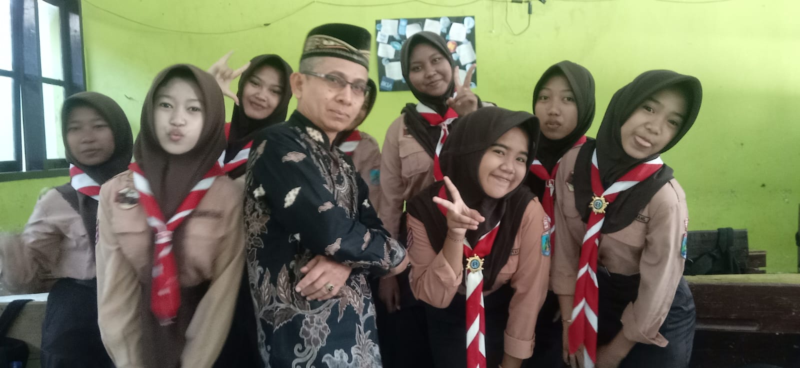 Foto Kerja Bakti